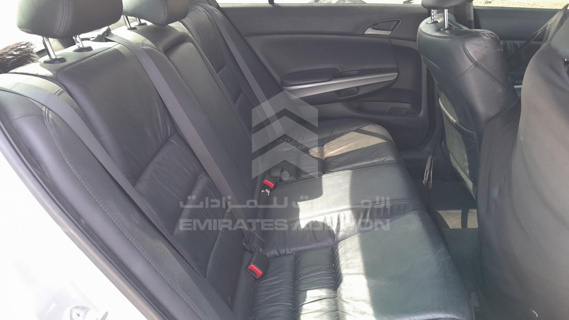2011 HONDA ACCORD VIN: JHMCP2670BC201388