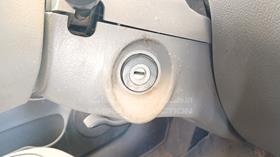 2005 Kia Rio — Keys — Photo 4 — Thumbnail