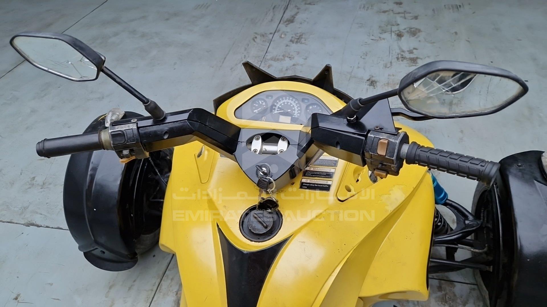0 BUGGY --- VIN: L5CFFMLA8AM000115