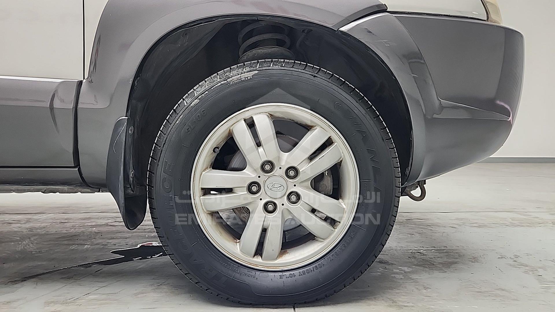 2007 HYUNDAI TUCSON VIN: KMHJM81B97U571167