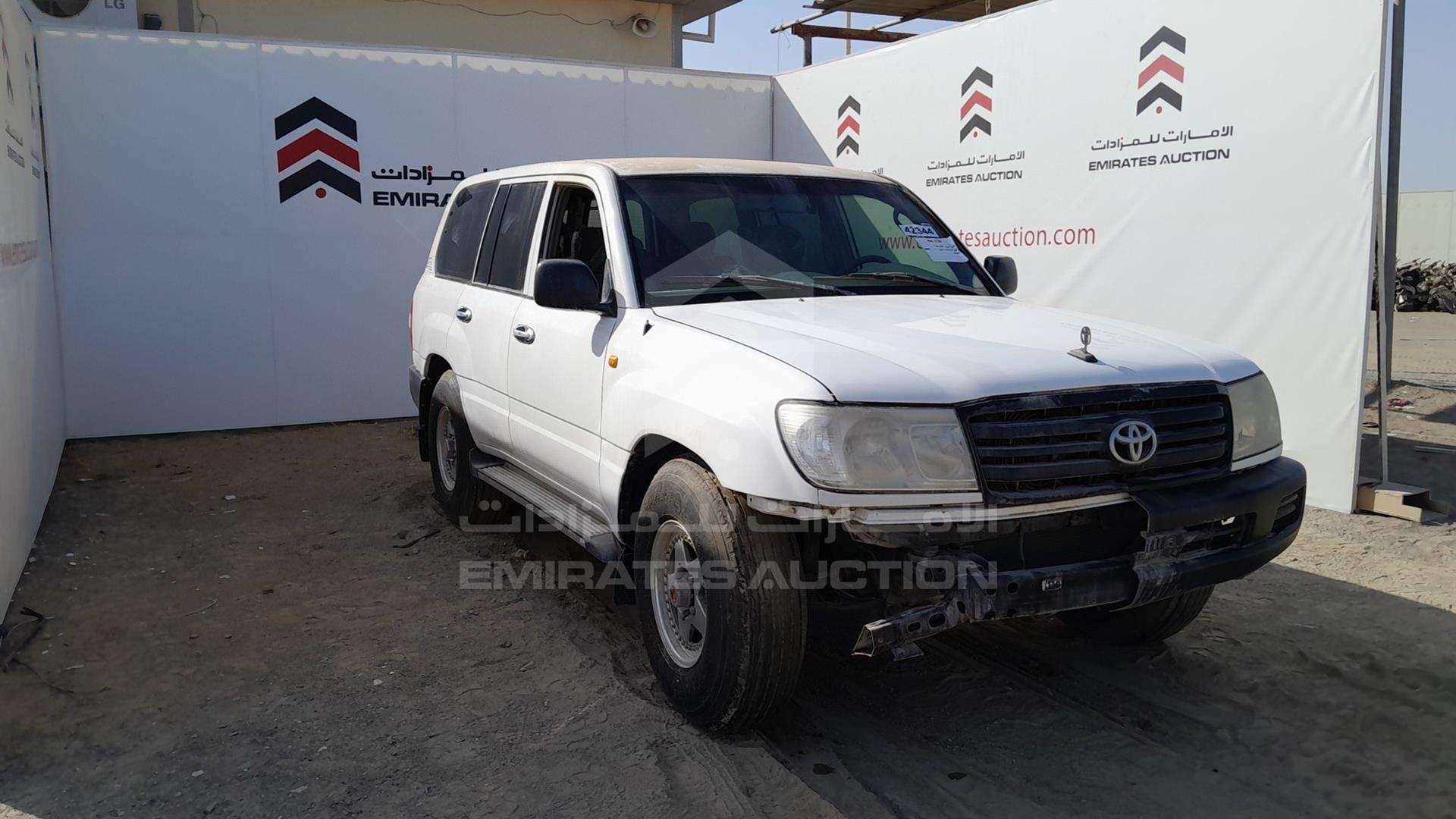 2007 TOYOTA LAND CRUISER VIN: JTGHJ01J273009558
