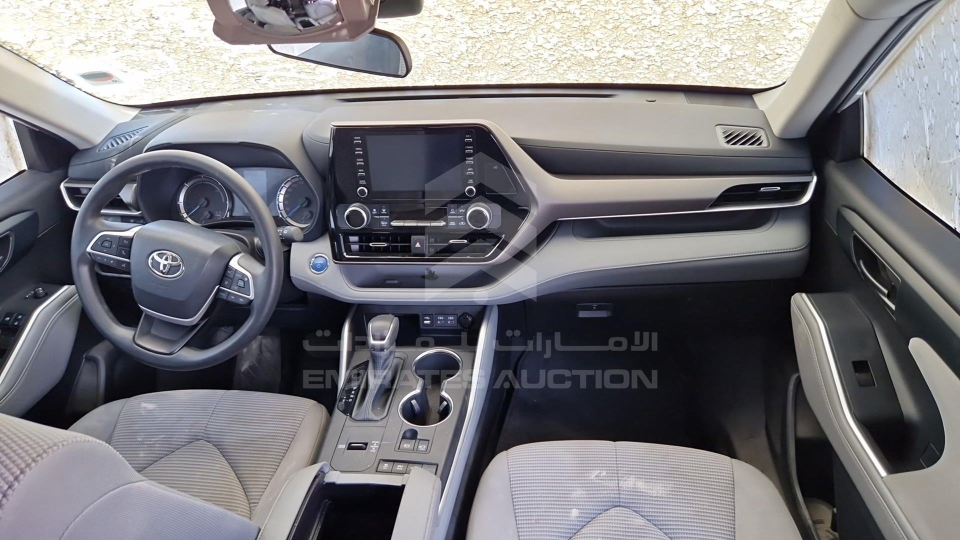 2022 TOYOTA HIGHLANDER VIN: 5TDLB3CH7NS088561