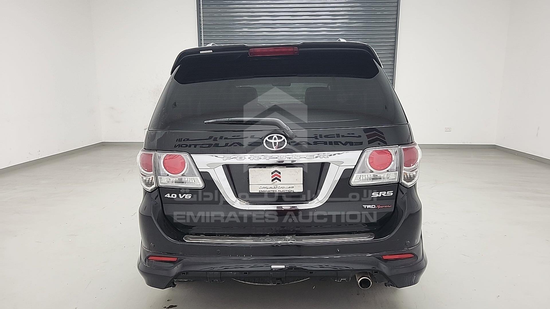 2014 TOYOTA FORTUNER VIN: MHFYU59G2E7034786