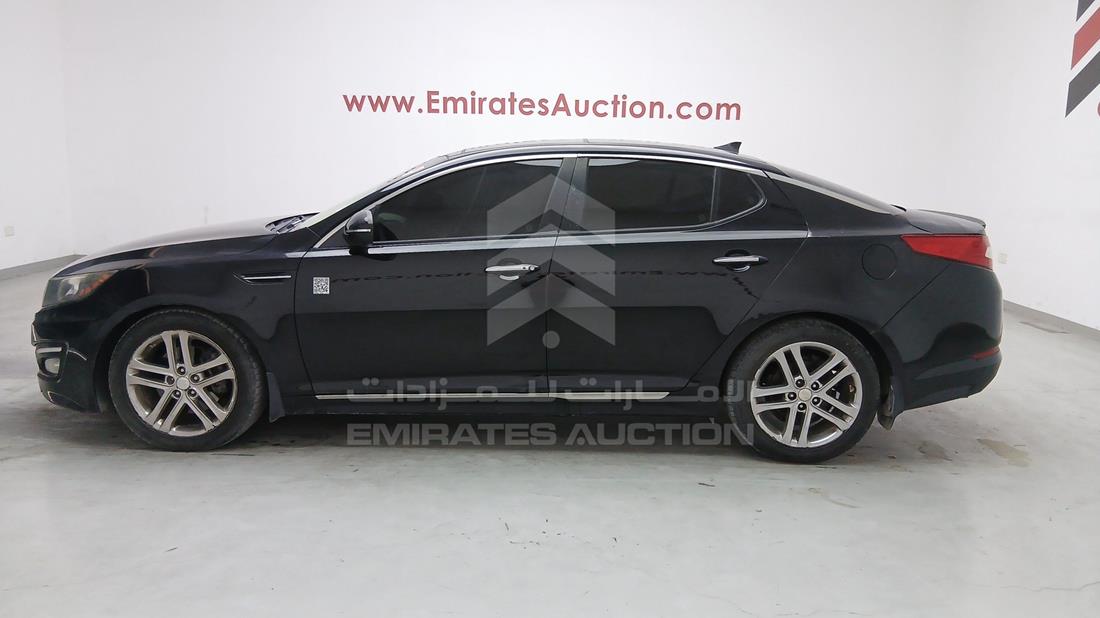 2013 Kia Optima — Front Left Angle — Photo 8