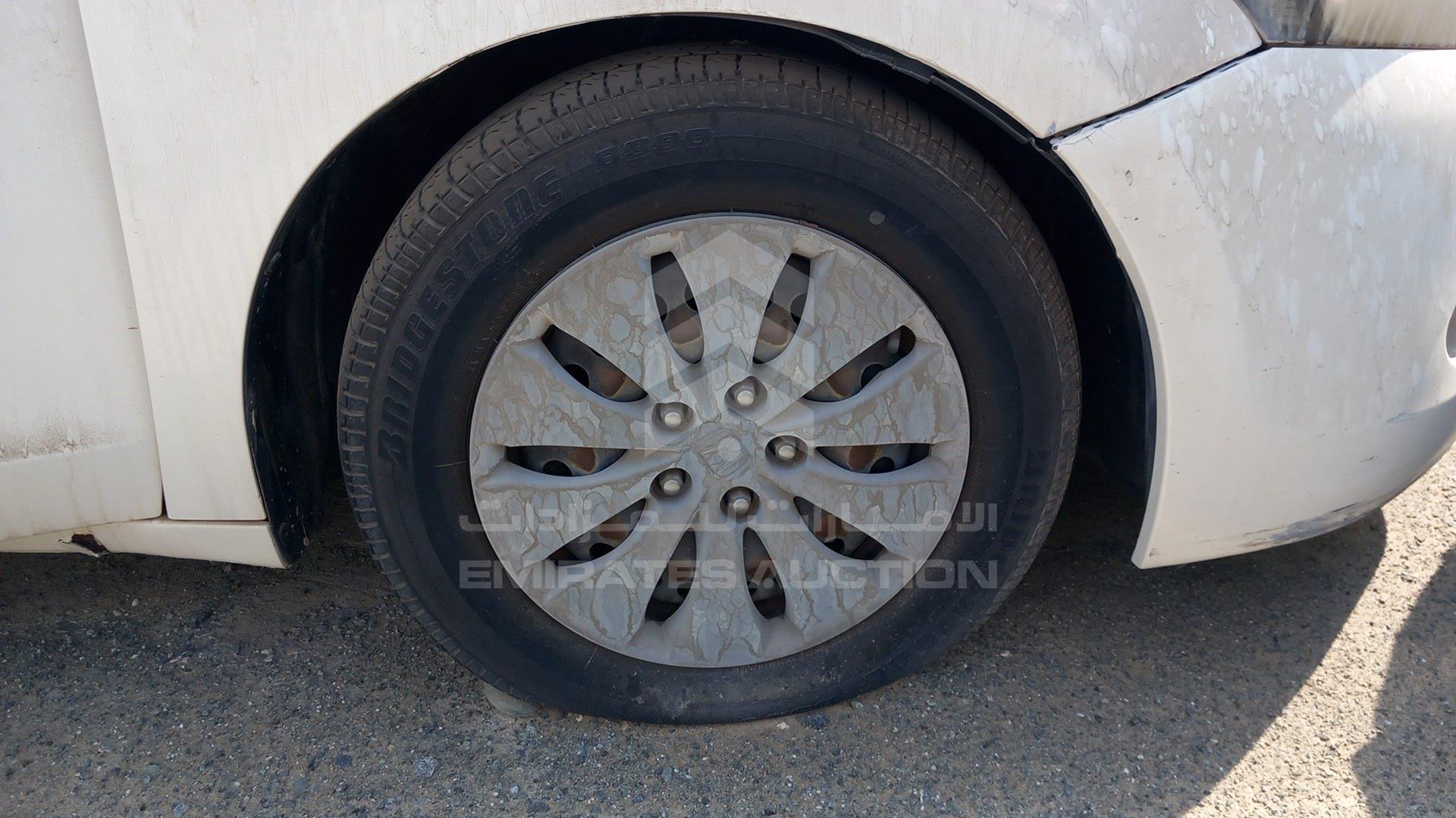 2010 HONDA ACCORD VIN: JHMCP2637AC403722