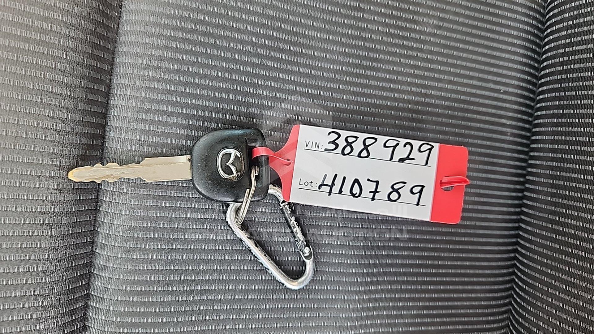 2008 MAZDA 3 VIN: JM7BK326081388929