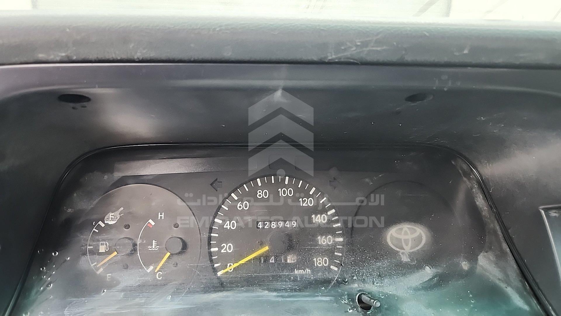 2003 TOYOTA HIACE VIN: JTCFR119337011416