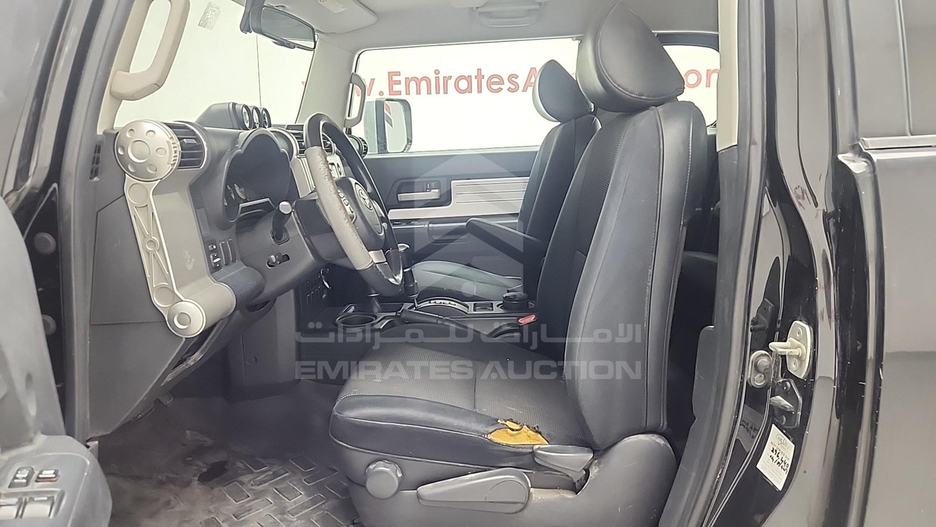 2010 TOYOTA FJ CRUISER VIN: JTEBU11F0AK086658