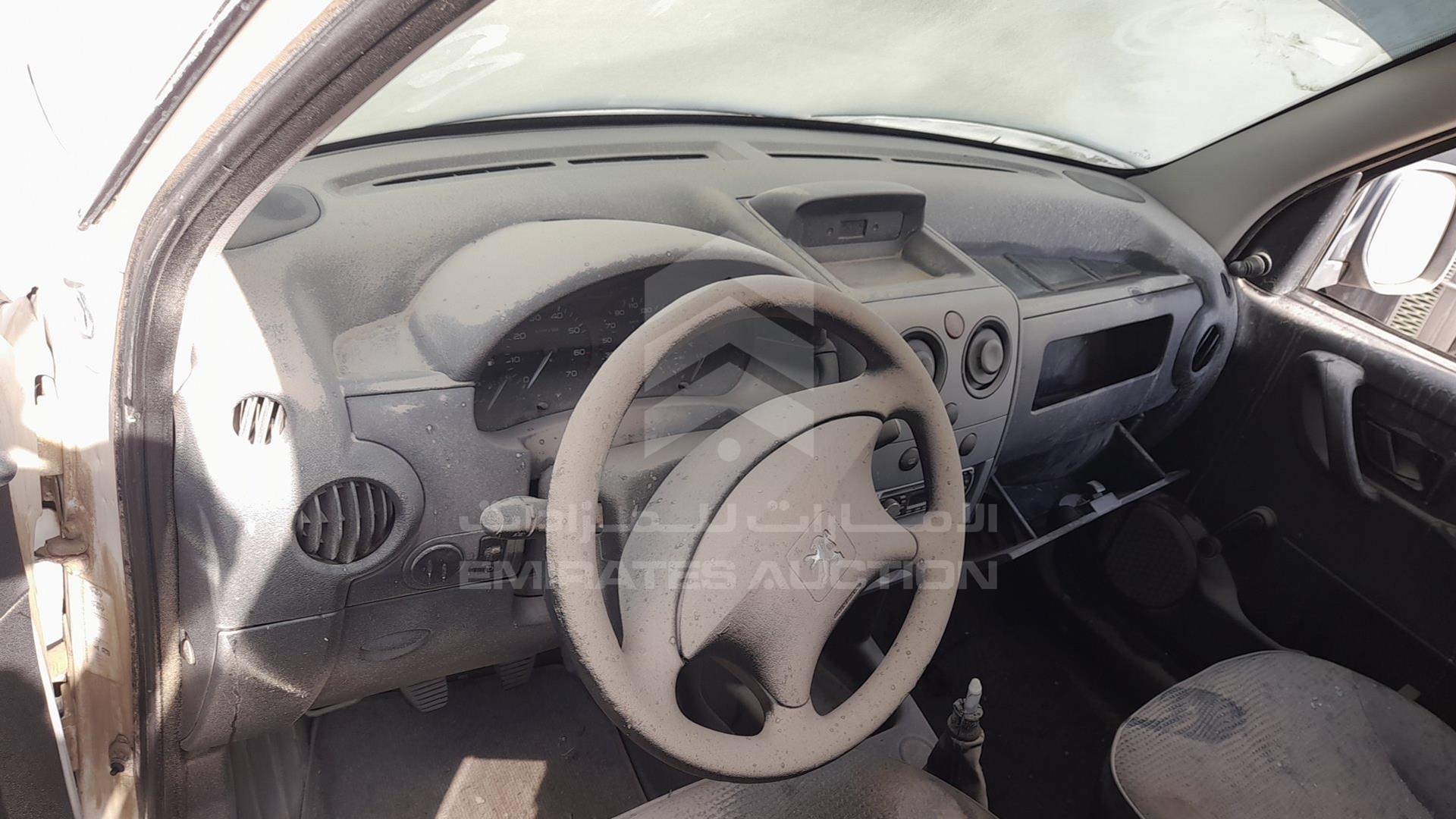 2013 PEUGEOT PARTNER VIN: VF3GJKFW8DX500896