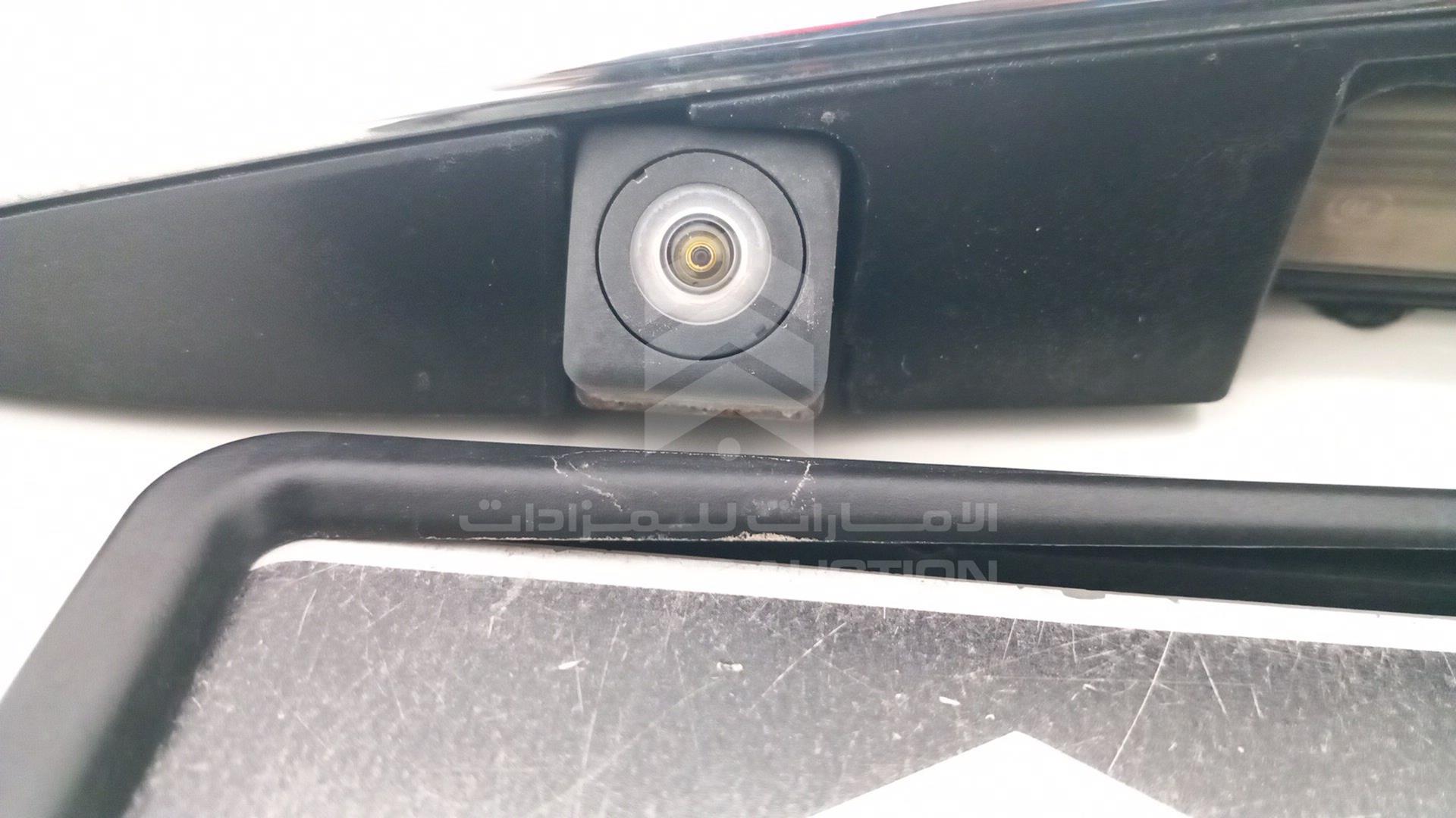 2011 INFINITI QX56 VIN: JNRAZ25Y6B9000720