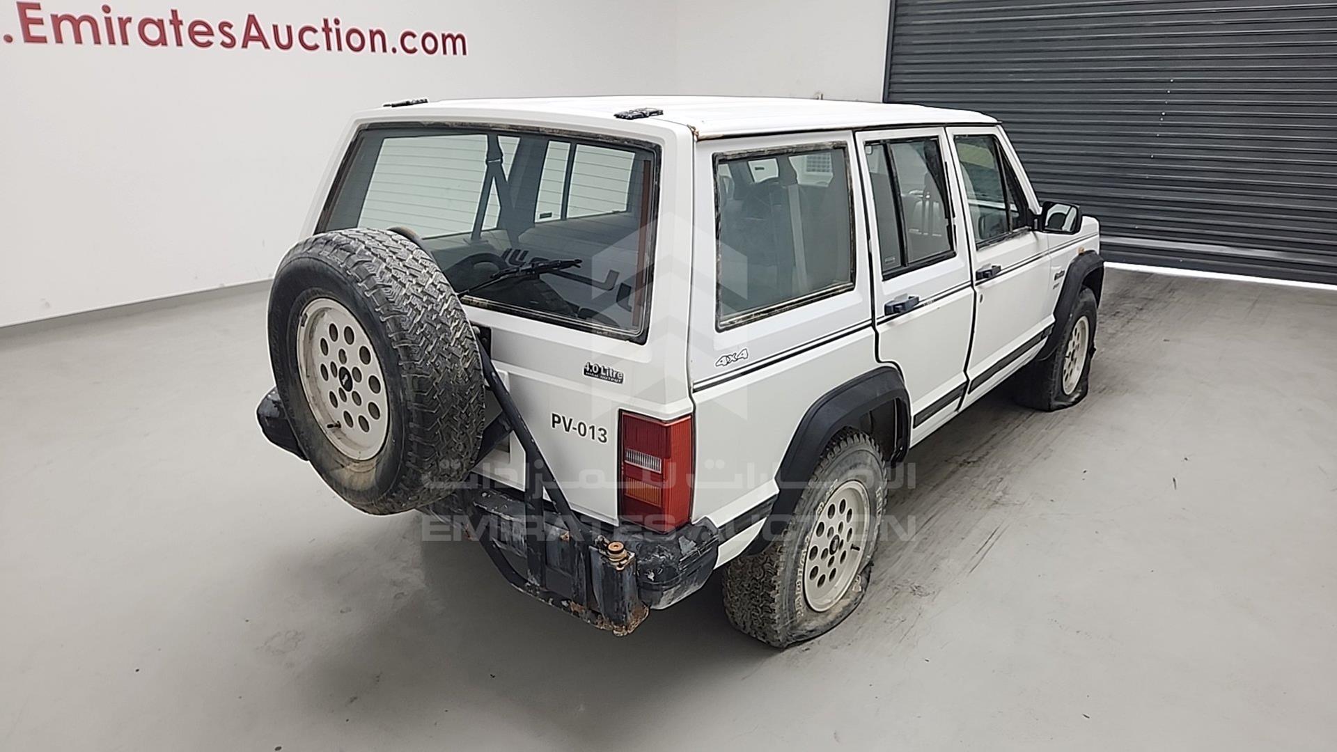 1994 JEEP CHEROKEE VIN: 1J4FJ28V1RL117420