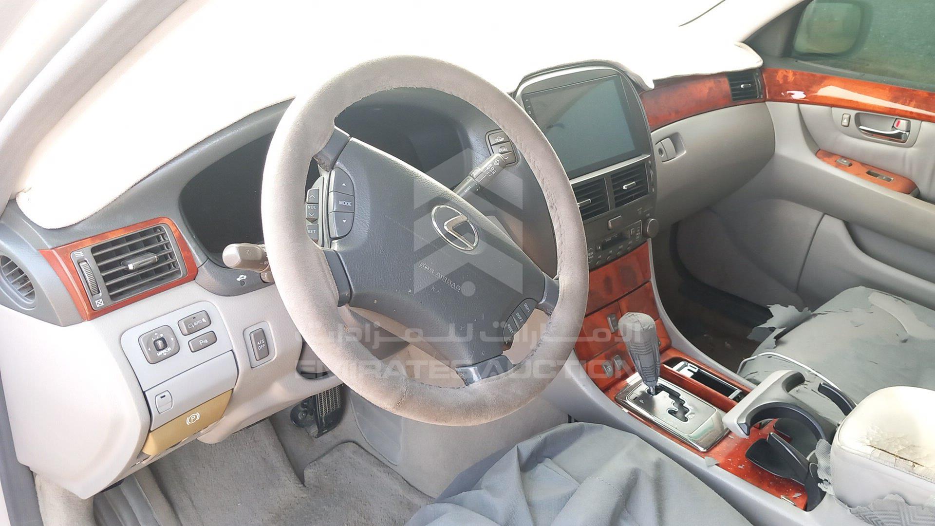 2005 LEXUS LS 430 VIN: JTHBN36F755015370