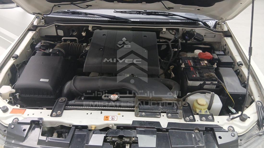 2020 Mitsubishi Pajero — Engine Bay — Photo 37