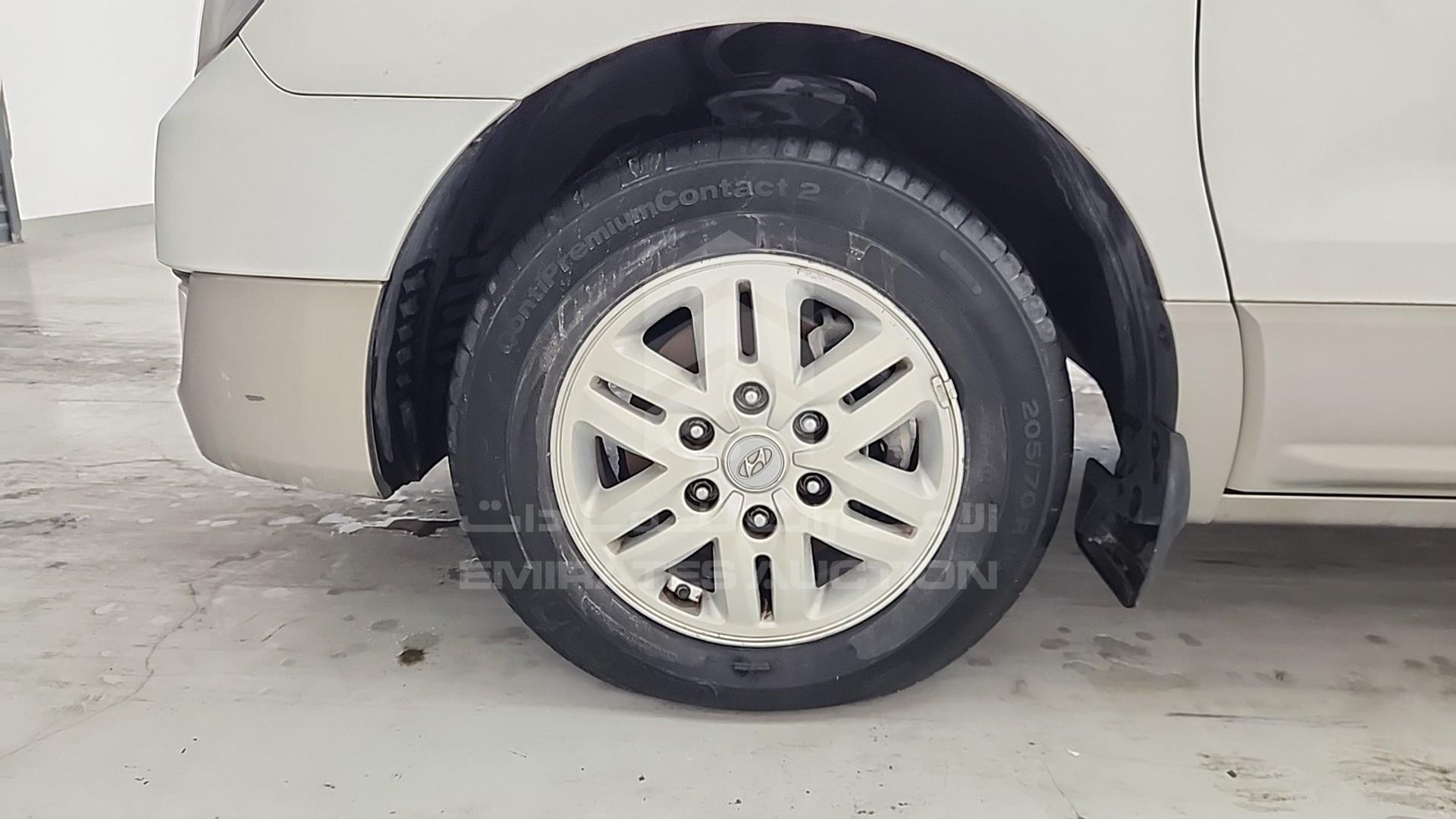 2018 HYUNDAI H1 VIN: KMJWA37R2JU946859