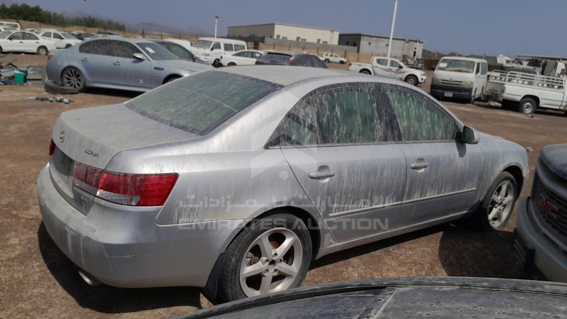 2007 HYUNDAI SONATA VIN: KMHEU41F87A327623