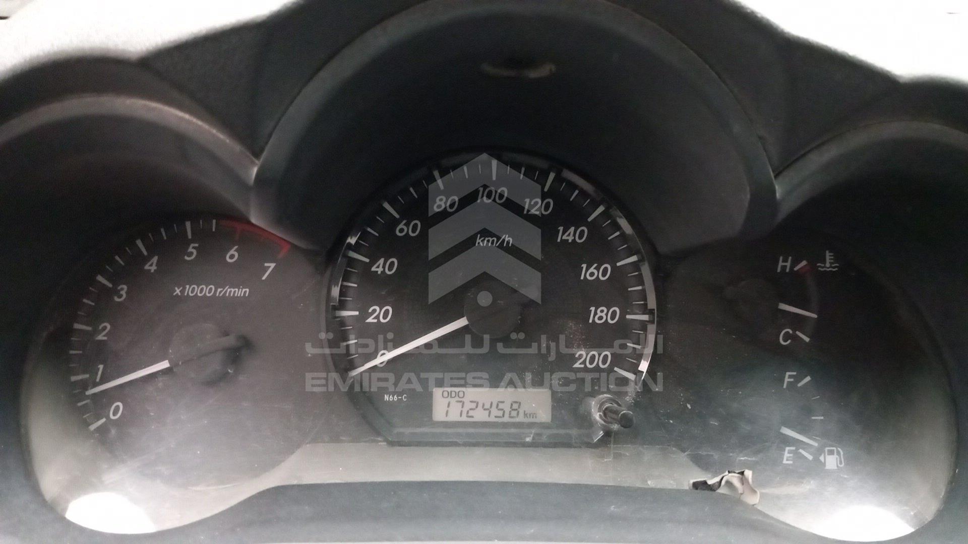 2013 TOYOTA HILUX VIN: MR0FX22G6D1362900