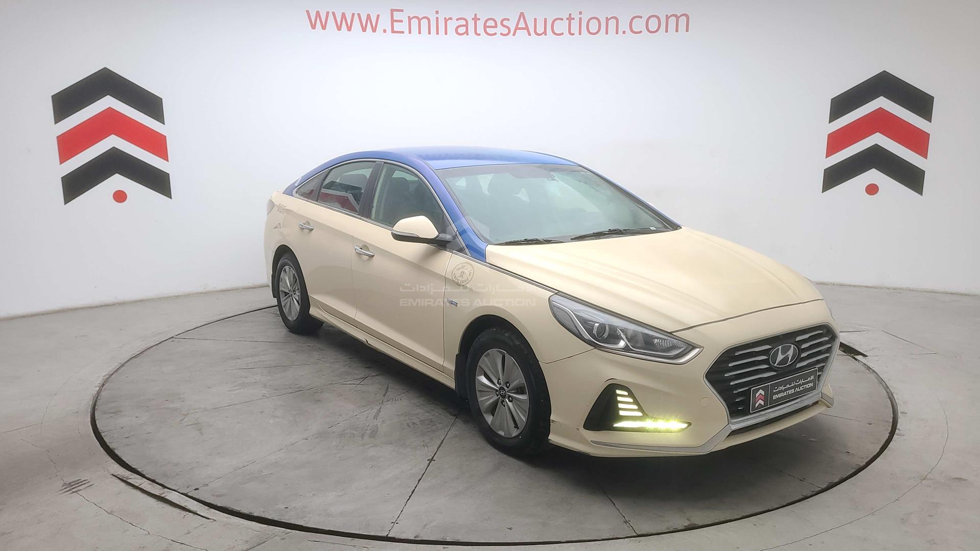 2019 HYUNDAI SONATA HYBRID VIN: KMHE24137KA093091
