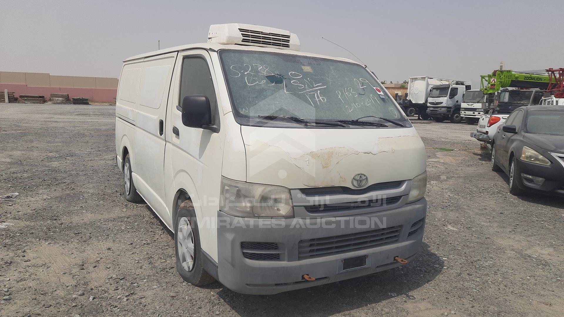 2009 TOYOTA HIACE VIN: JTFHX02P490041972