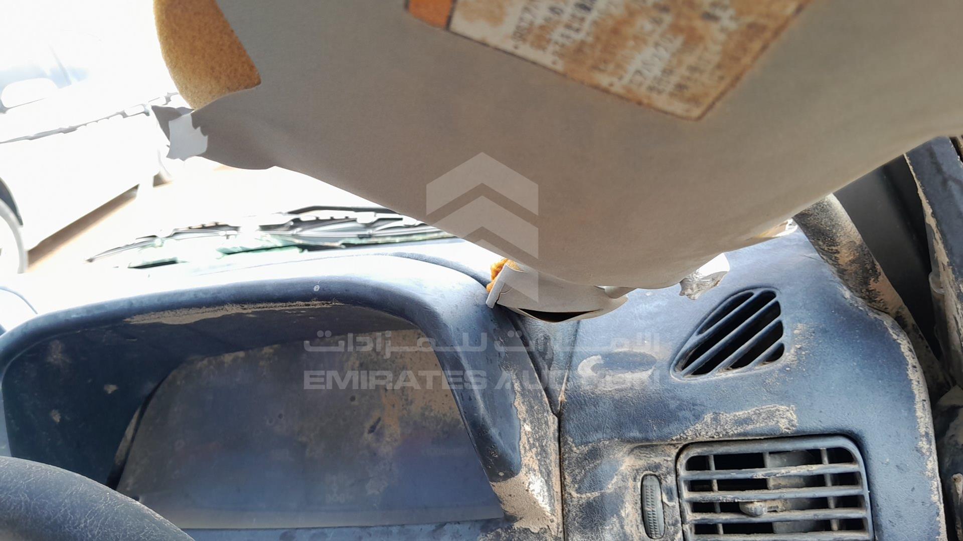 2001 MITSUBISHI PAJERO VIN: H67W-5200281