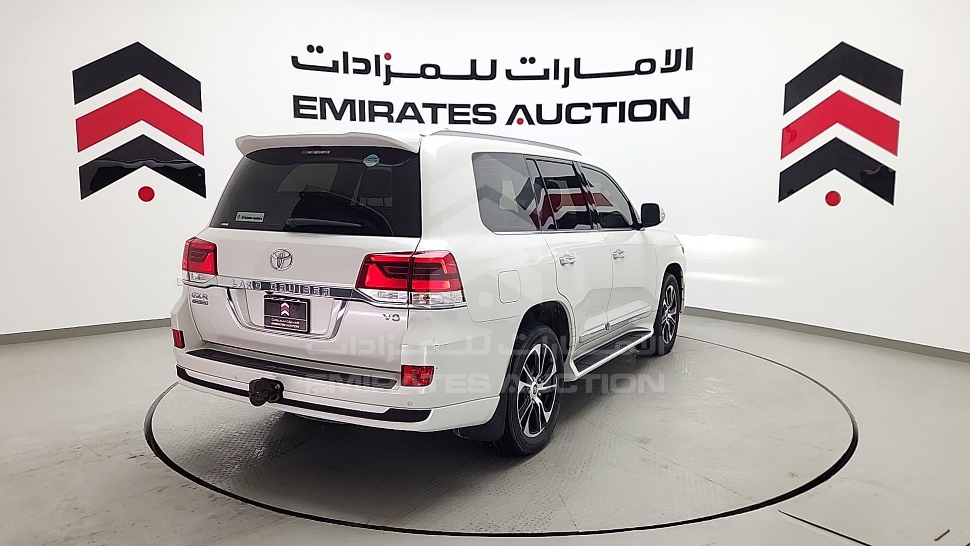 2021 TOYOTA LAND CRUISER VIN: JTMHX01J6M4225253