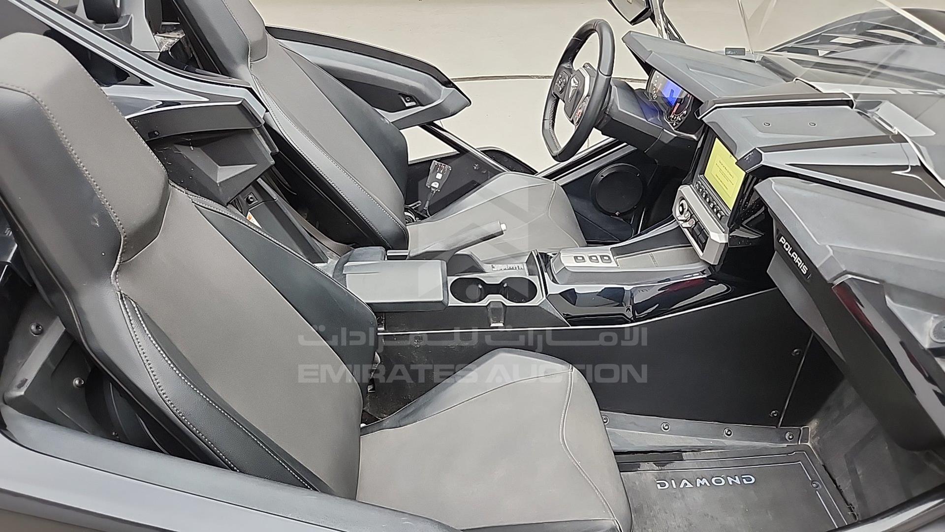 2021 POLARIS SLINGSHOT VIN: 57XAAPHD8M8142287