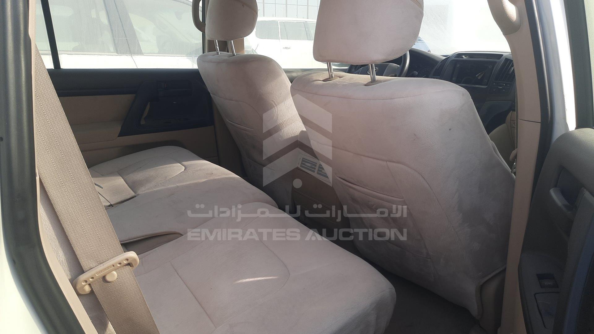 2013 TOYOTA LAND CRUISER VIN: JTMDU09J3D5072014