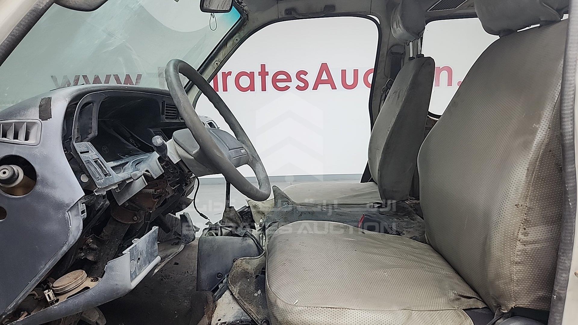 1996 TOYOTA HIACE VIN: RZH1150002818