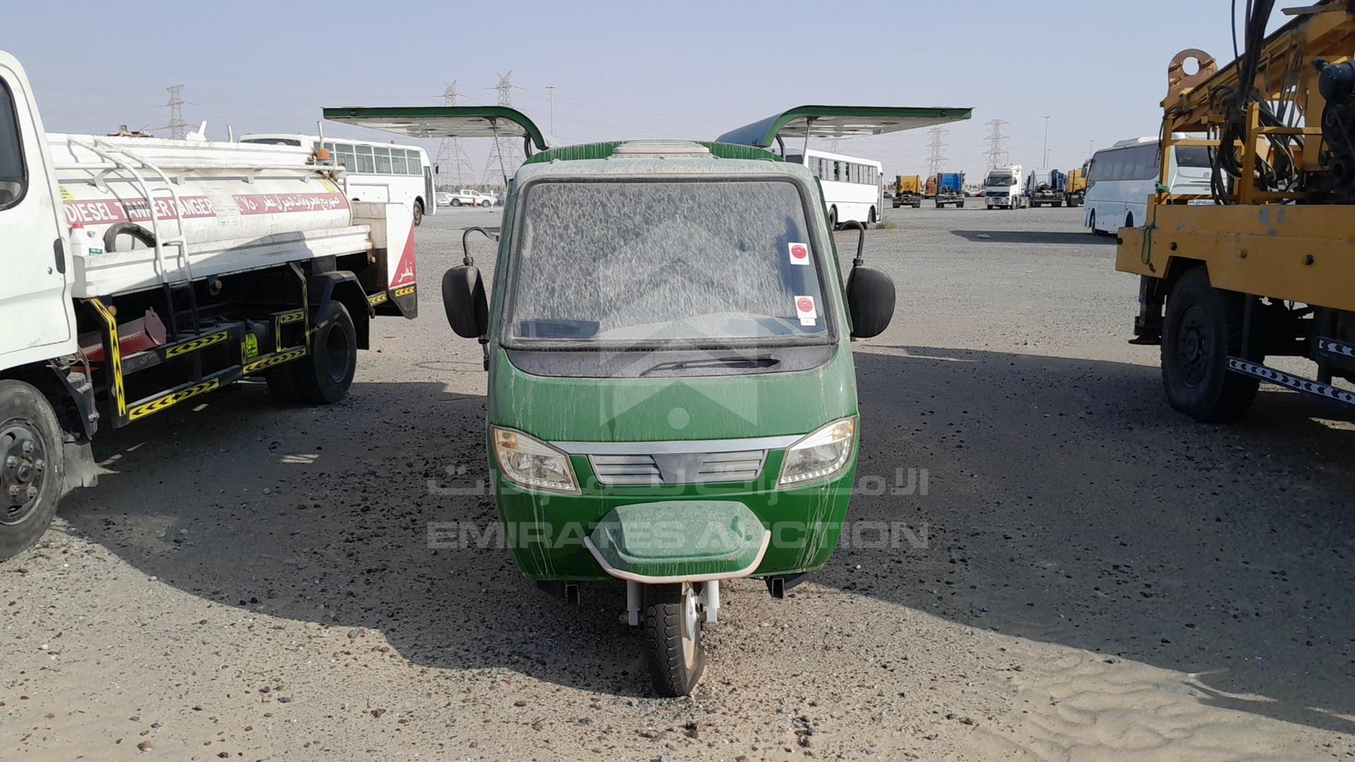 0 TRICYCLE --- VIN: LB6MWMZ09J1A04355