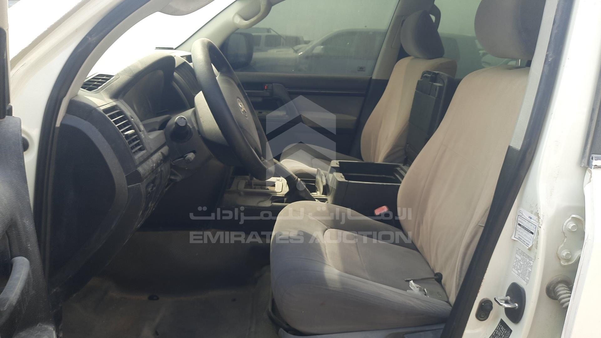 2011 TOYOTA LAND CRUISER VIN: JTMDU09J5B4034836