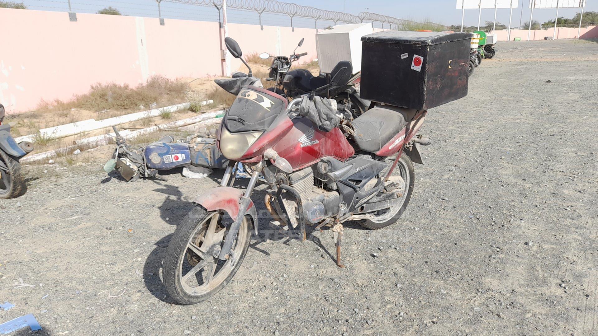 2010 HONDA MOTORBIKE VIN: ME4KC09CEA8016034