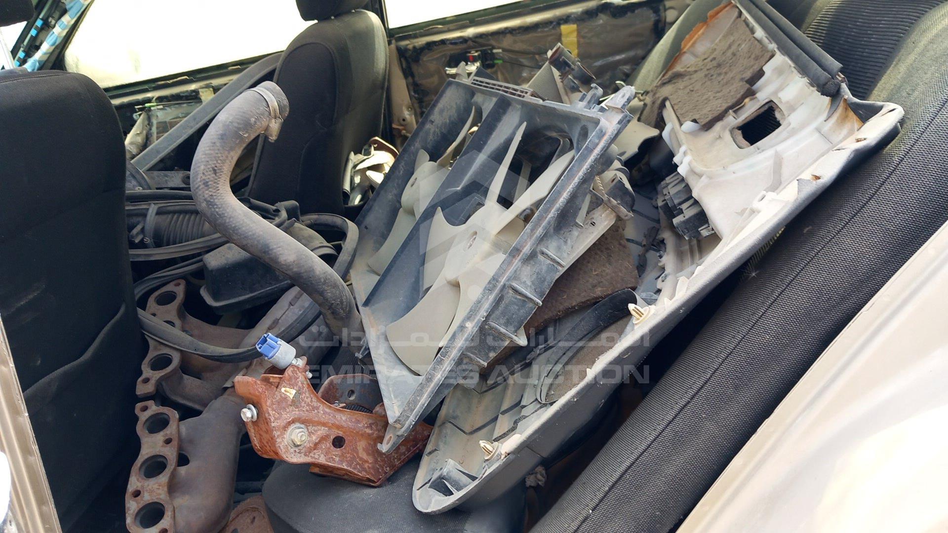 2002 LEXUS --- VIN: JTHBD192220059429