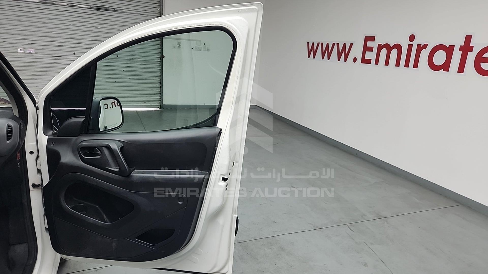 2018 PEUGEOT PATNER VIN: VF37FNFUXJJ516839