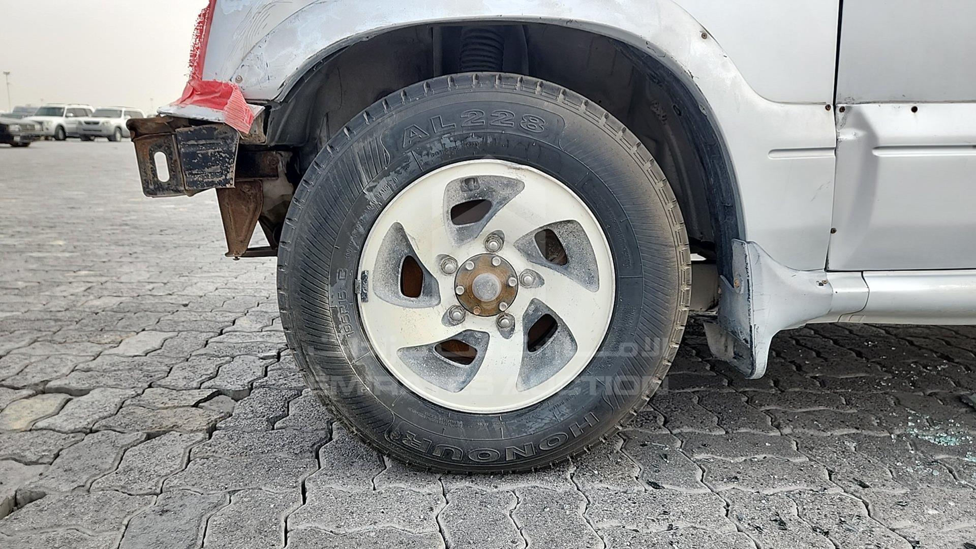 1996 SUZUKI ESCUDO VIN: TA01W940476
