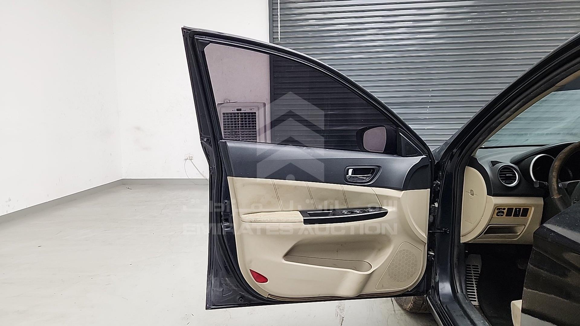 2016 CHANGAN EADO VIN: LS5A2AGE1GA001181