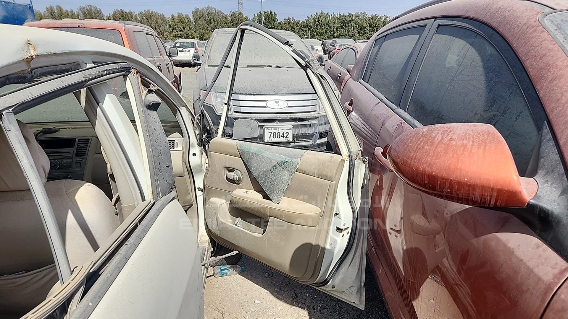2008 NISSAN TIIDA VIN: JN1CC13CX8T013545