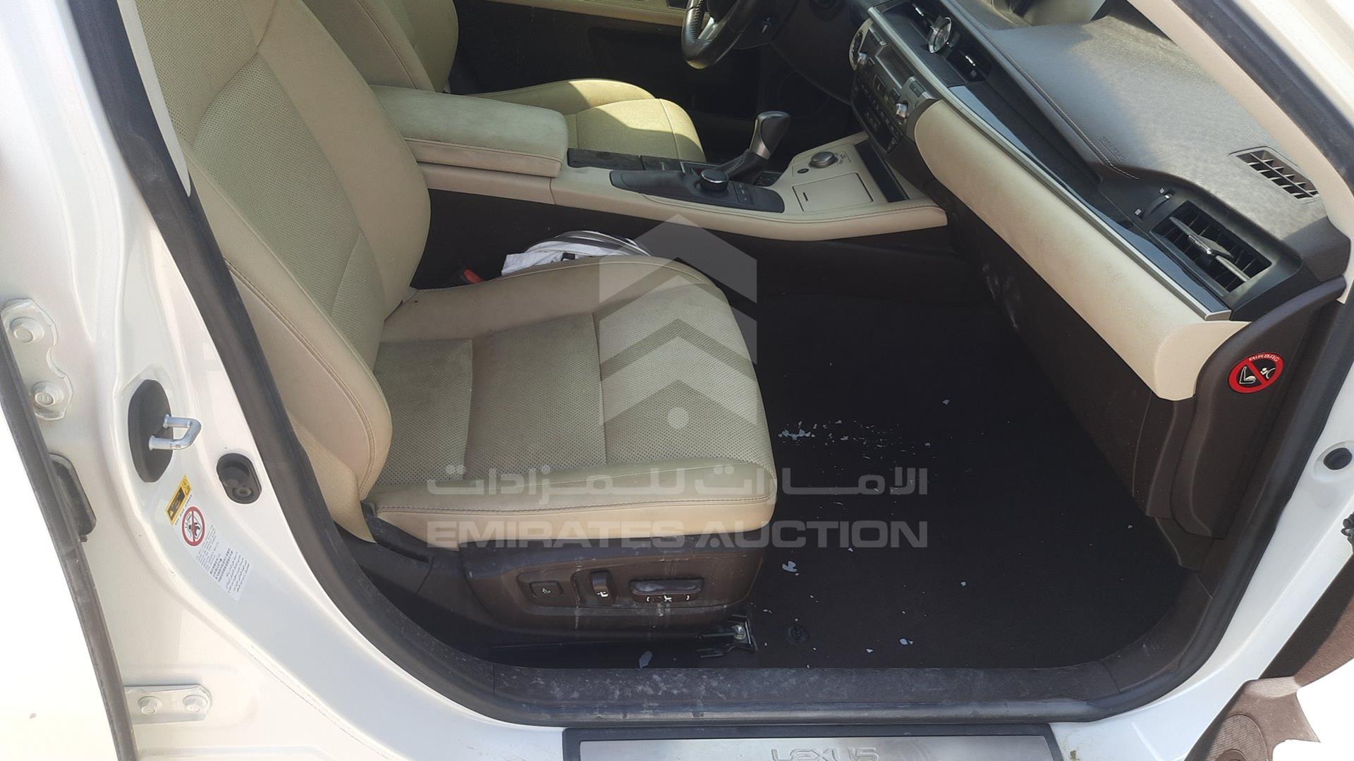 2016 LEXUS IS 250 VIN: JTHBJ1GG0G2084302