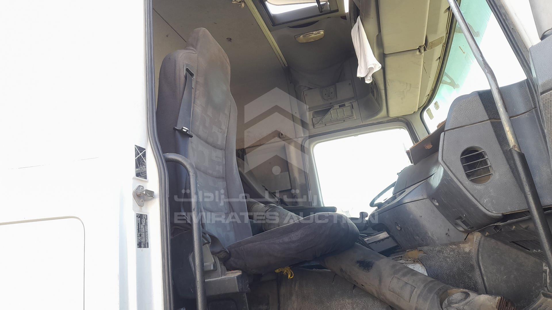 2008 MERCEDES ACTROS VIN: WDAKHCAAX8L307246