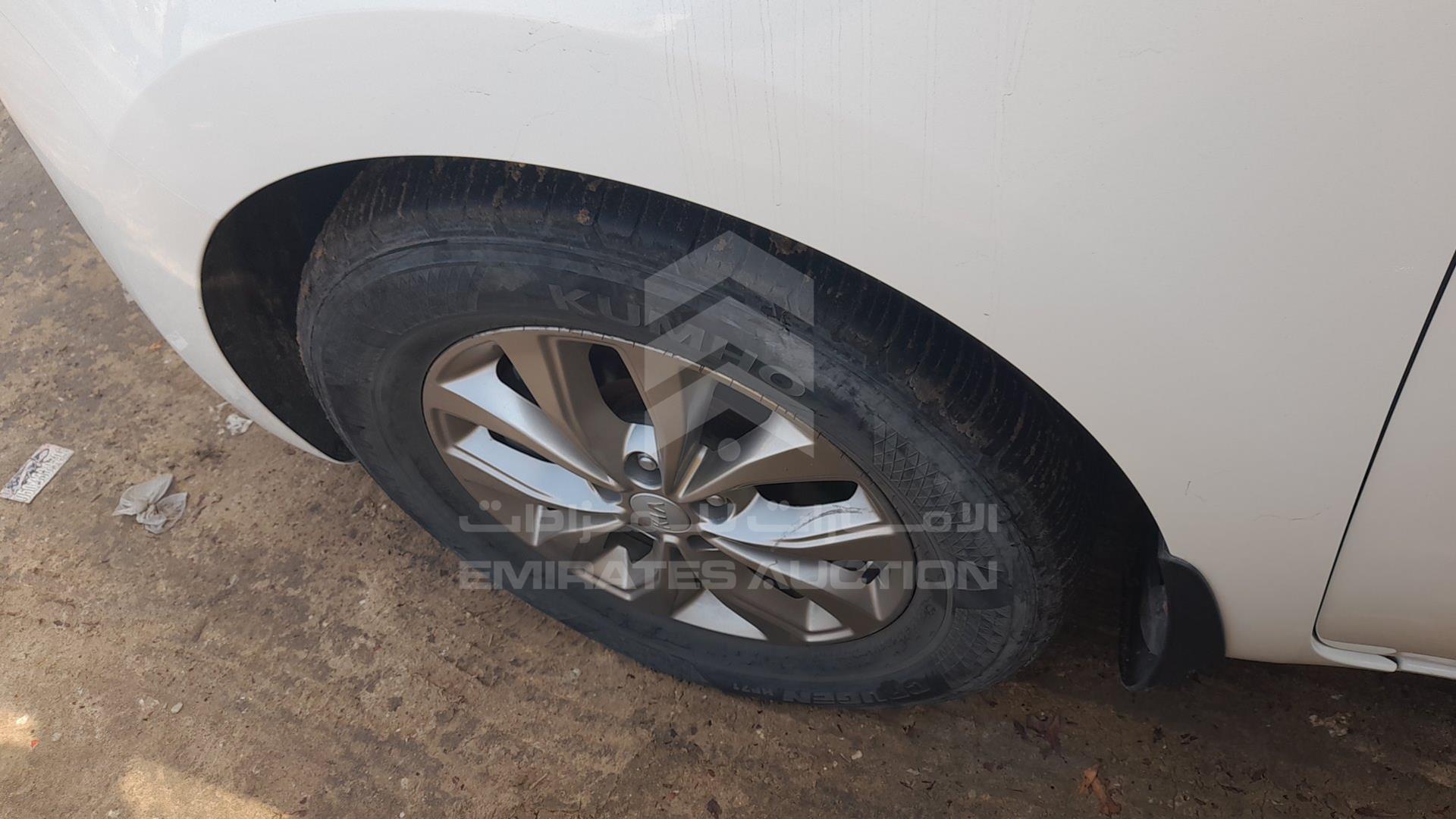 2020 KIA CARNIVAL VIN: KNAMB8122L6645483