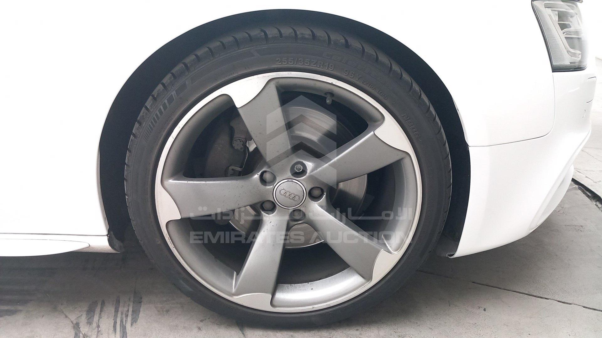 2013 AUDI A5 VIN: WAUCGB8T6DA000357