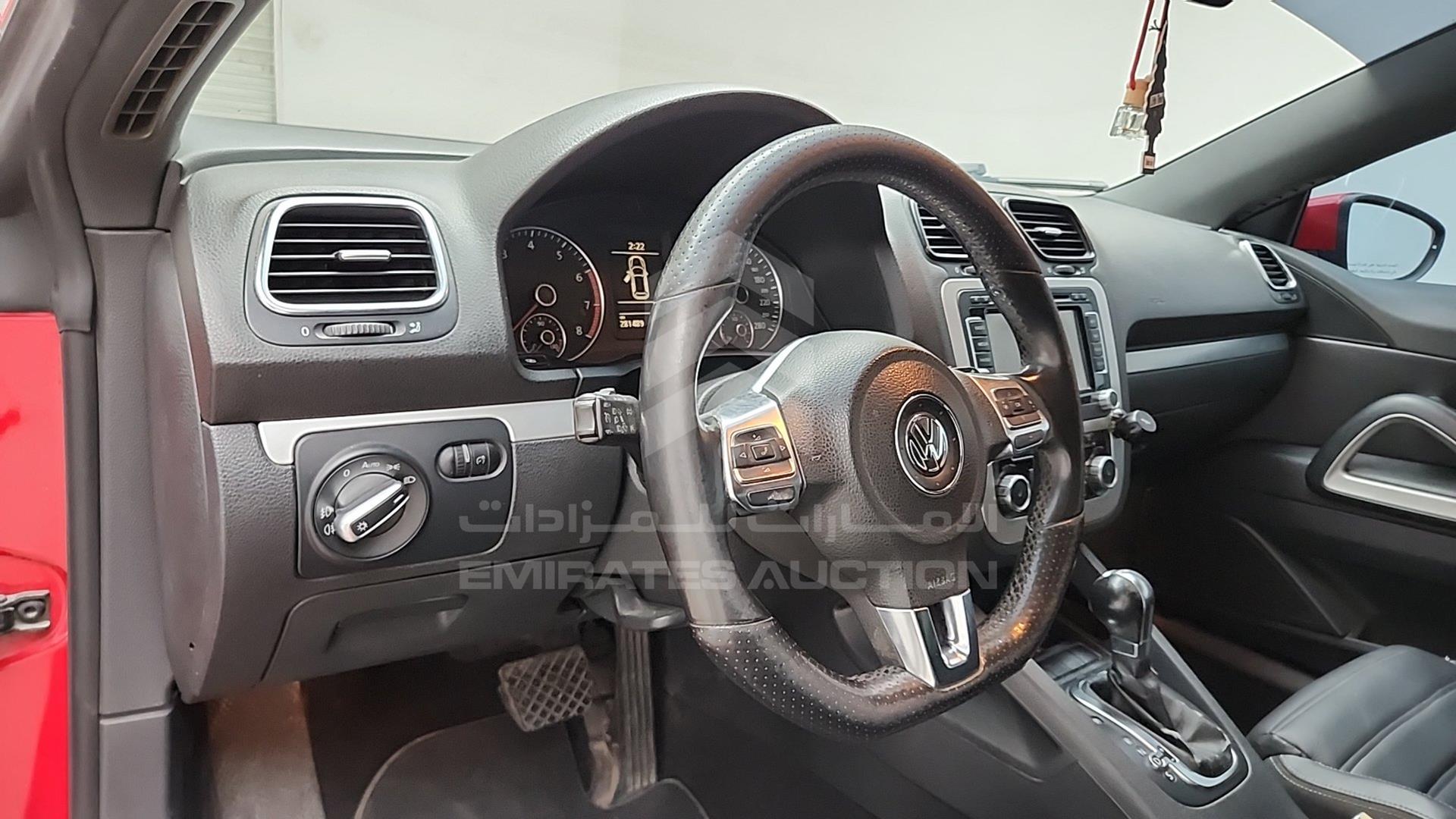 2011 VOLKSWAGEN SCIROCCO VIN: WVWBE2134BV013676