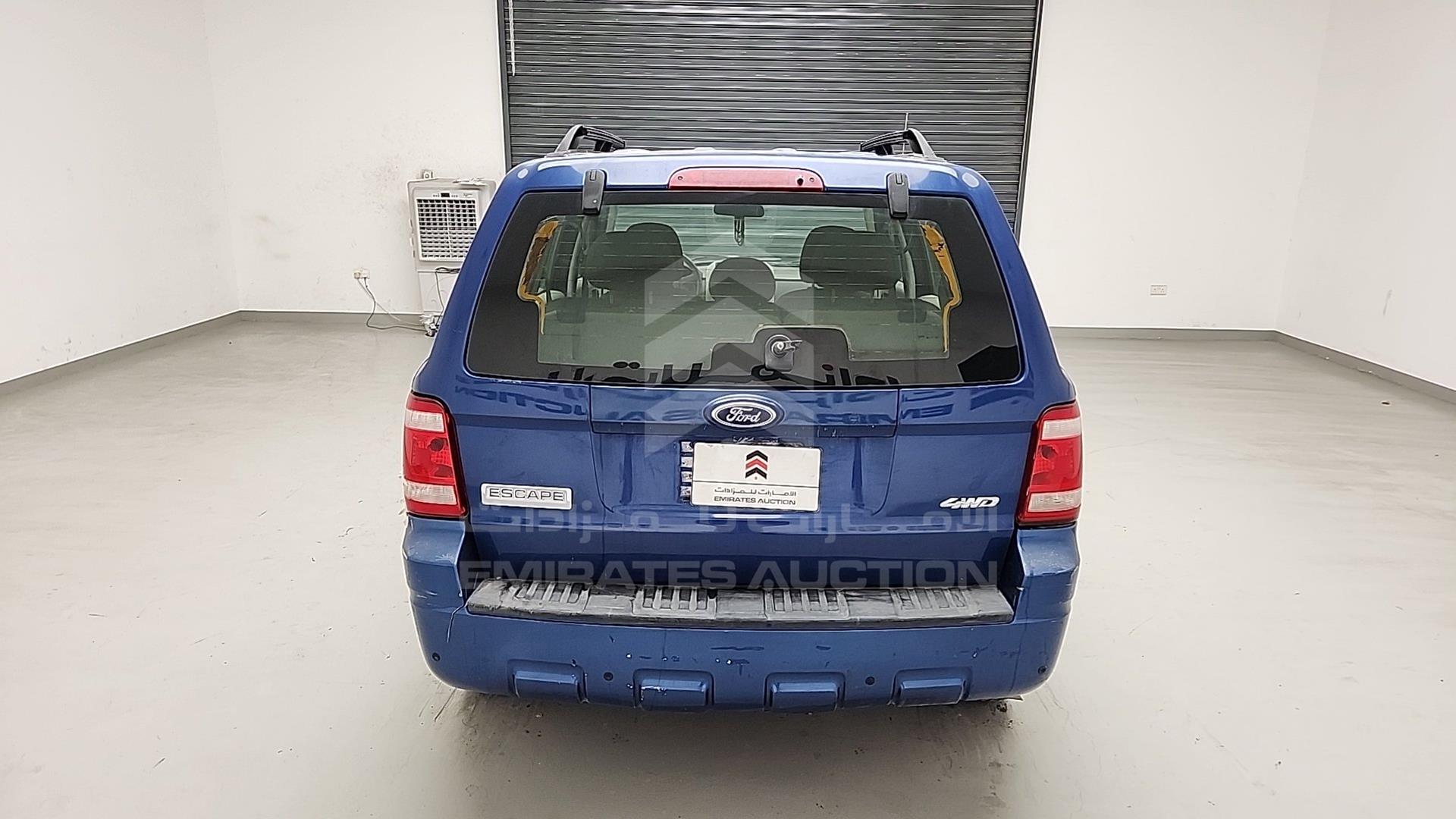 2008 FORD ESCAPE VIN: 1FMCU92198KA49463