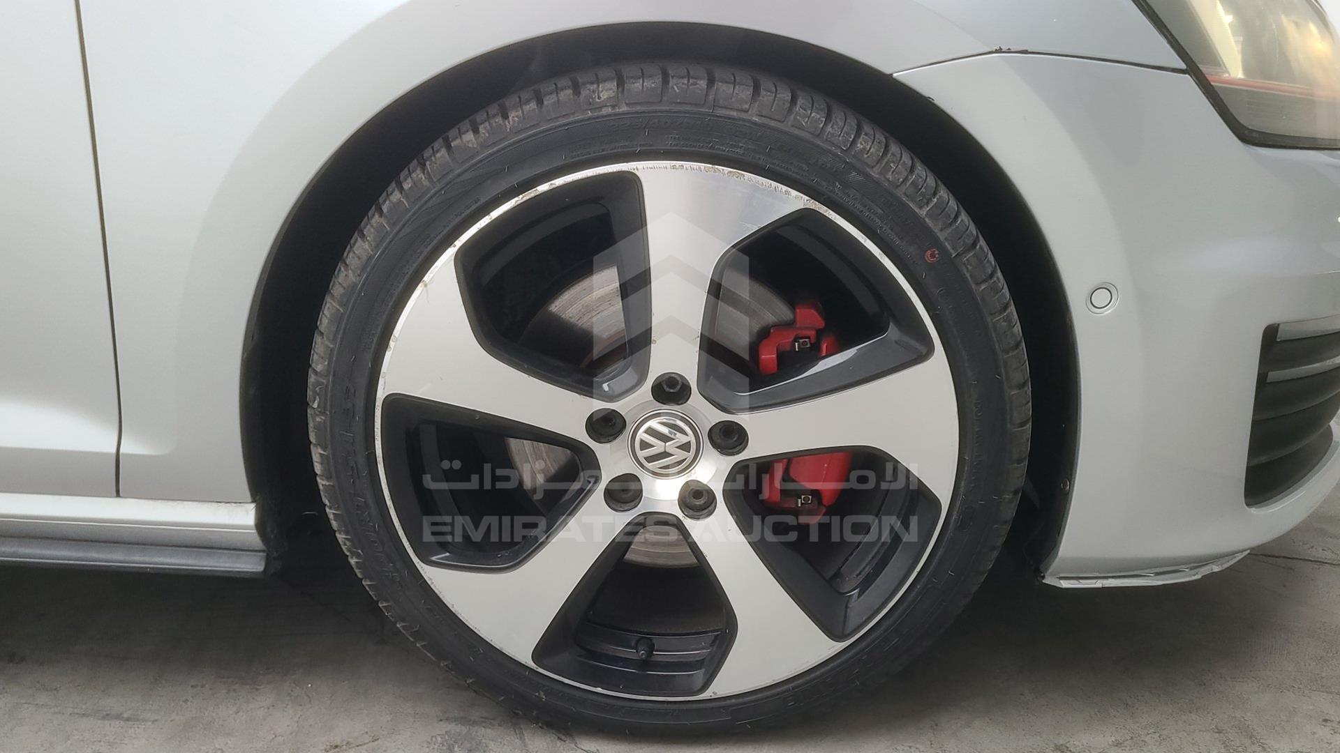 2015 VOLKSWAGEN GOLF GTI VIN: WVWFK2AU1FW000385