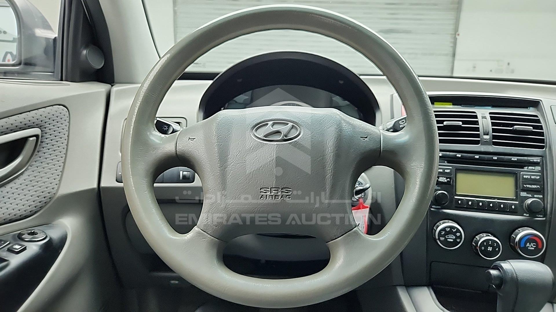2009 HYUNDAI TUCSON VIN: KMHJM81B99U045432