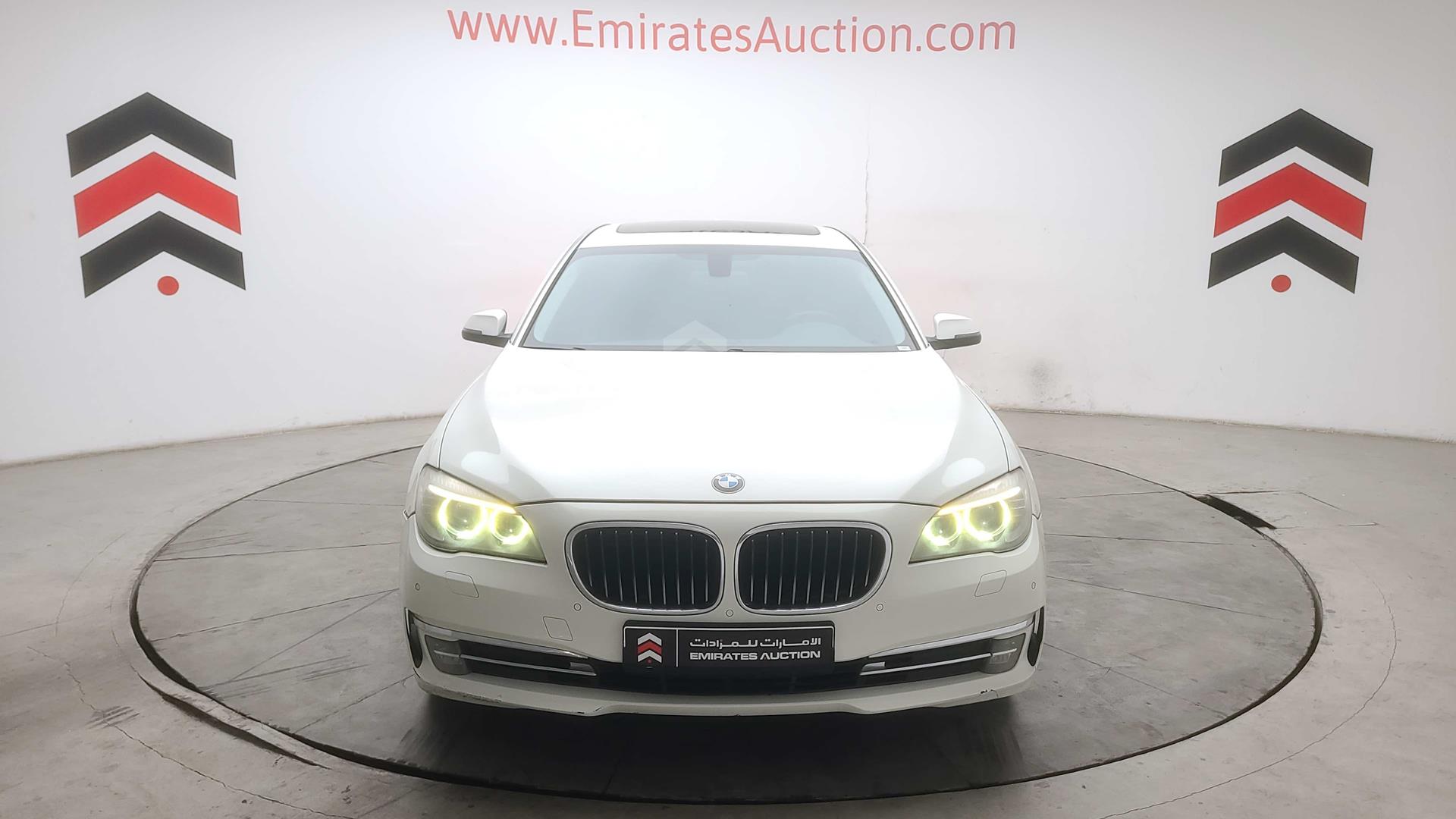 2013 BMW 730 VIN: WBAYE2109DDZ45880