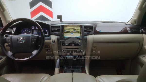 JTJHY00W3A4043674 Lexus LX 570