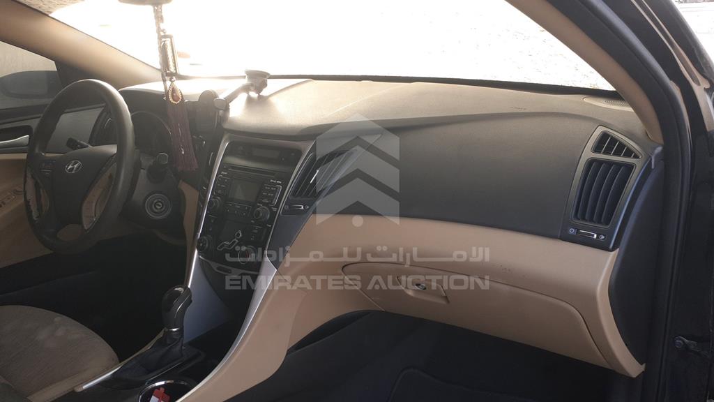 5NPEB4AC7BH229927 - 2011 HYUNDAI SONATA - #520549