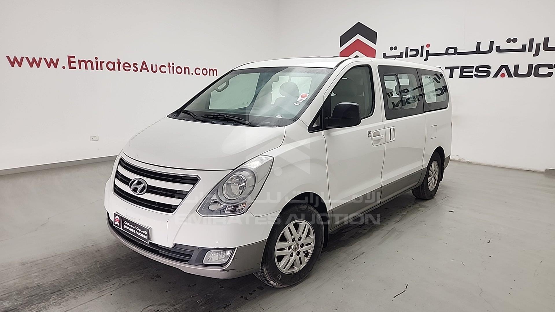 2018 HYUNDAI H1 VIN: KMJWA37R0JU946956