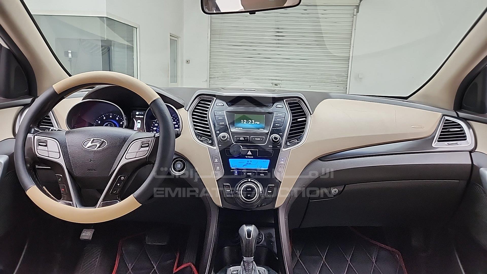 2016 HYUNDAI SANTA FE VIN: KMHSU81E7GU467114