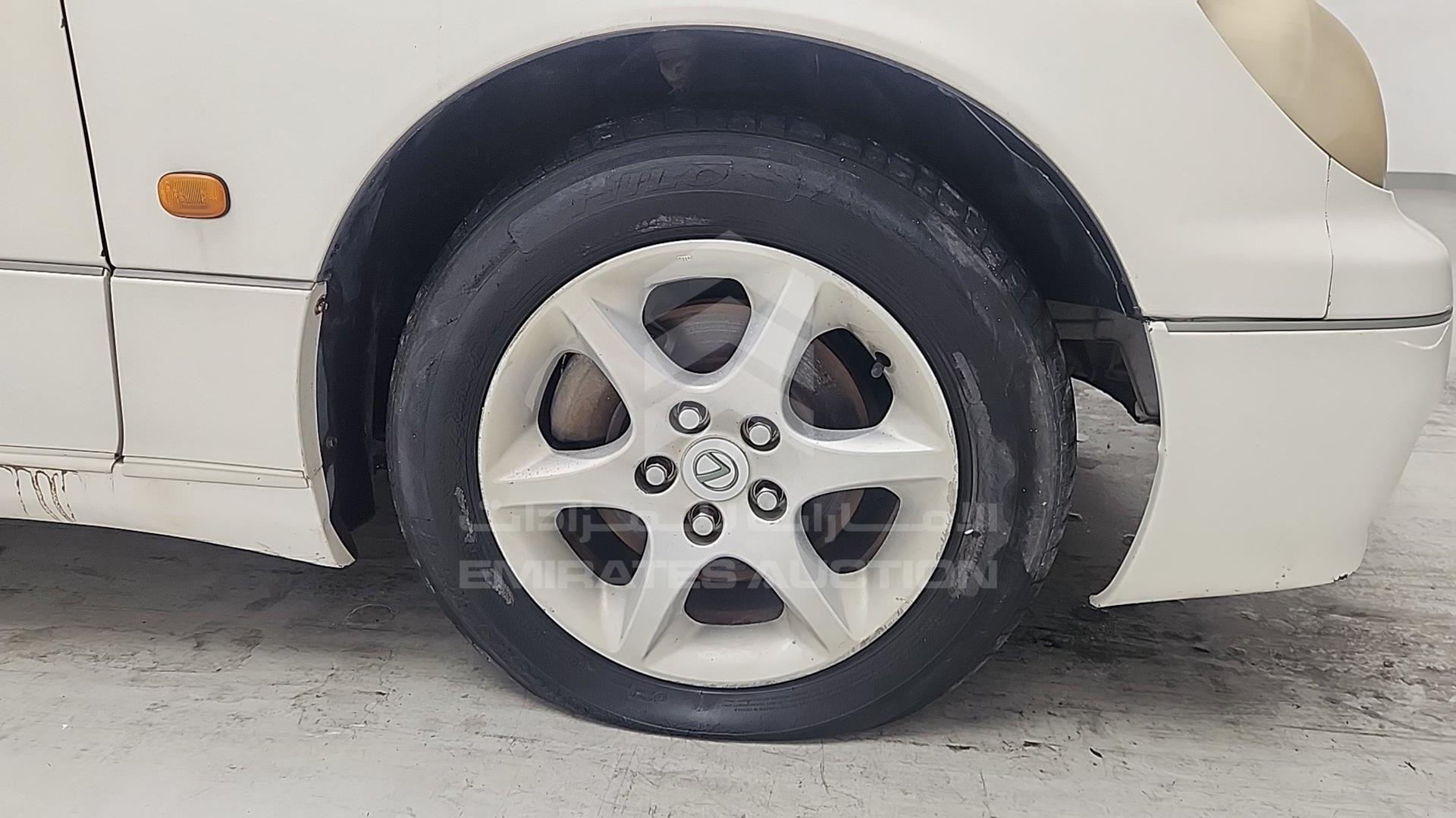 1998 LEXUS GS 400 VIN: JT8BH68X2W0002412