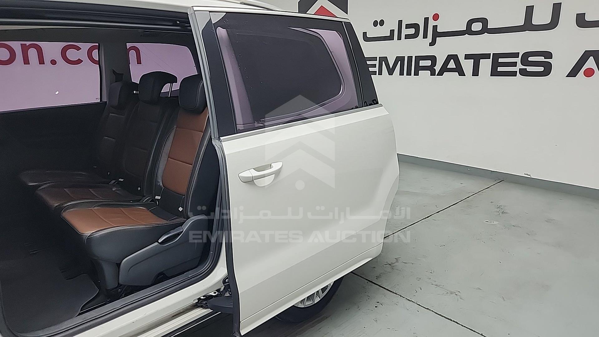 2016 VOLKSWAGEN SHARAN VIN: WVWZZZ7NZEV032244